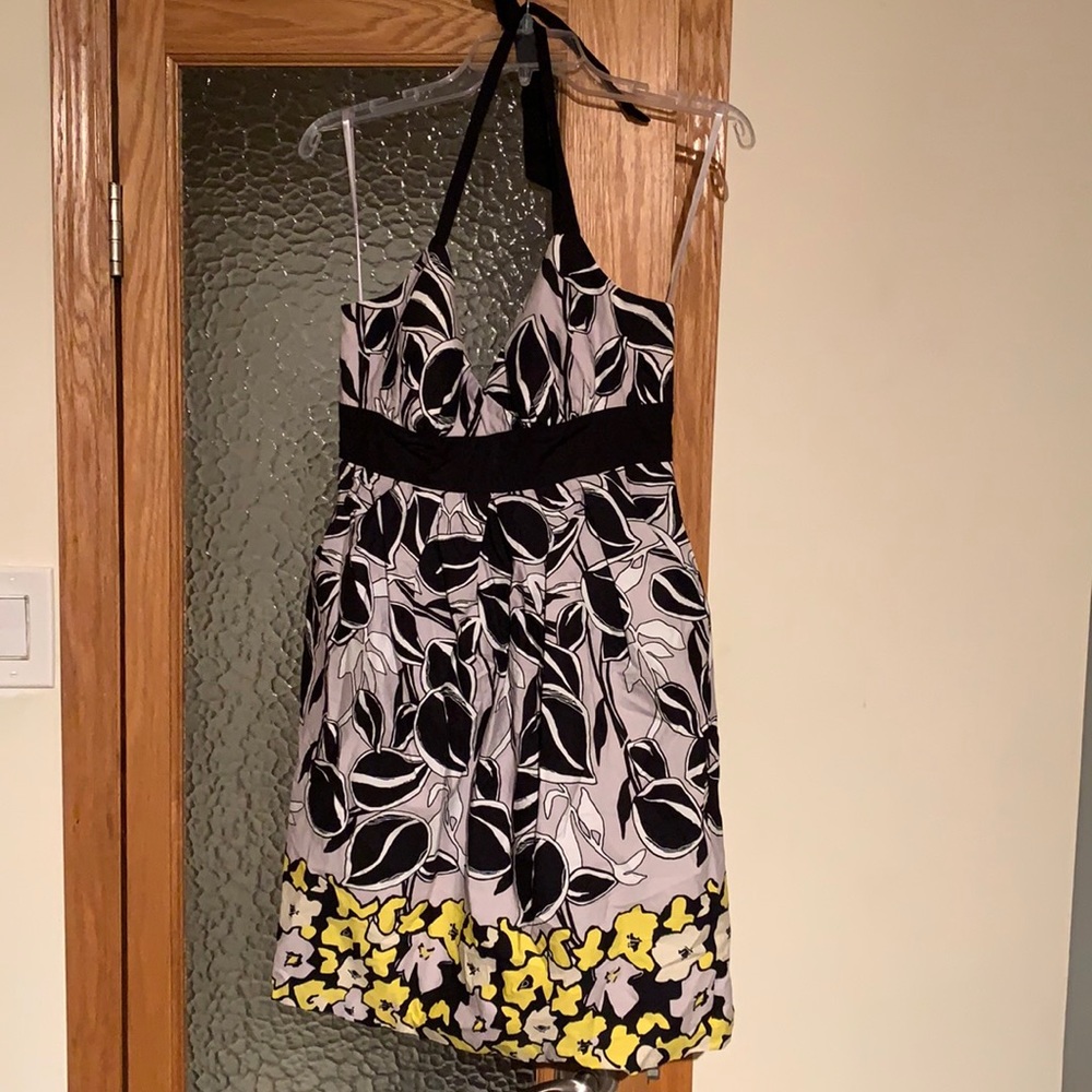 Cute Le Chateau halter dress, size Medium, EUC